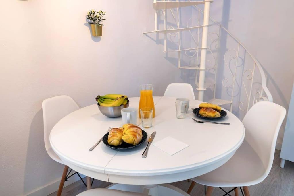 Duplex Lx Factory 2 Bedroom - Patio - Free Parking * Lisbon