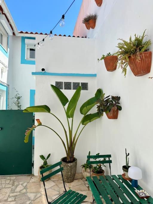 Duplex Lx Factory 2 Bedroom - Patio - Free Parking * Lisbon